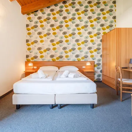 Al Castello 2* Torri del Benaco