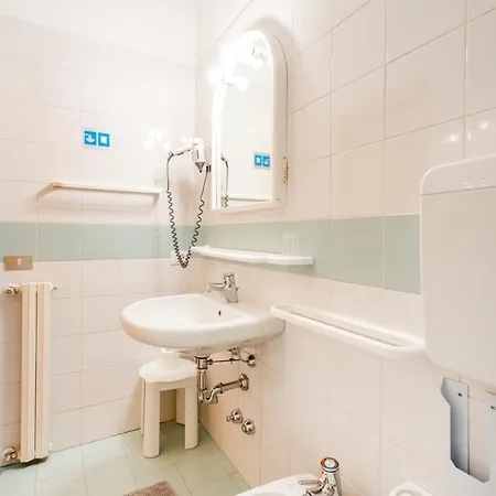 Al Castello Torri Del Benaco