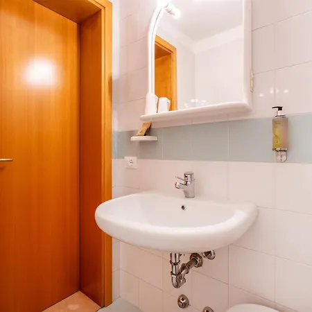 Al Castello Torri Del Benaco