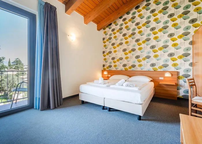 Al Castello Torri Del Benaco