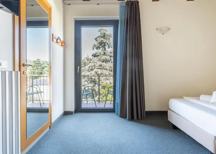 Al Castello Hotel Torri Del Benaco