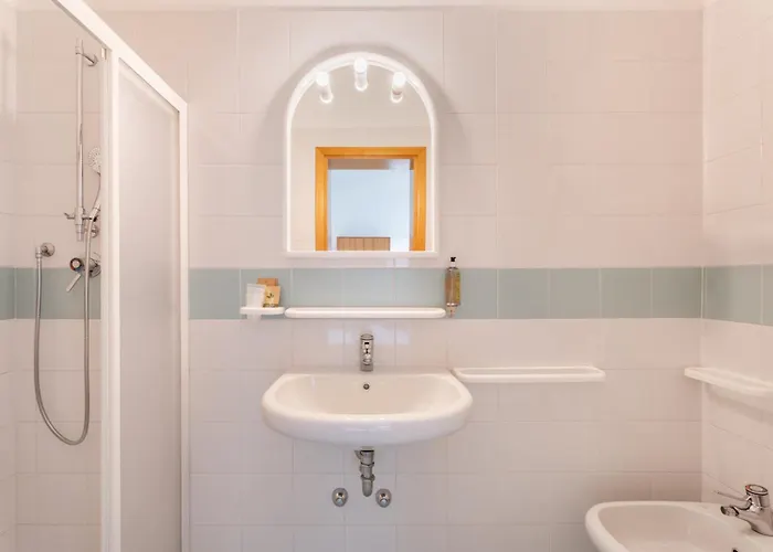 Al Castello 2* Torri Del Benaco