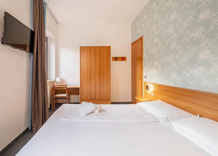 Al Castello 2* Torri Del Benaco