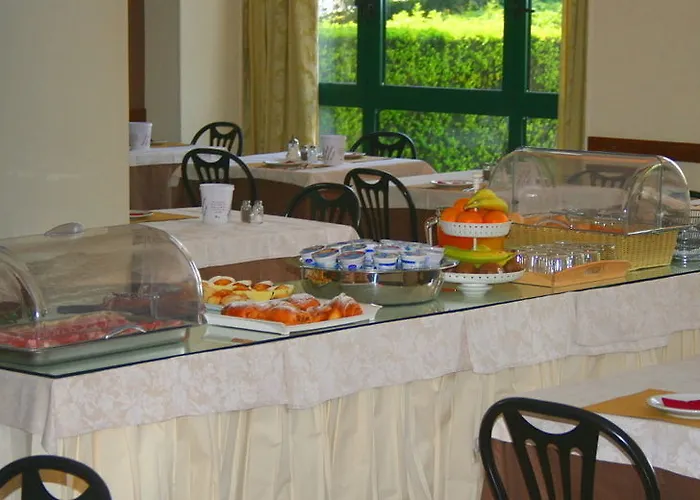 Al Castello Hotel Torri Del Benaco