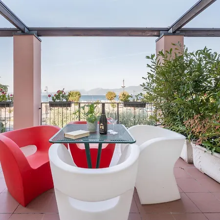 Al Castello فندق 2*