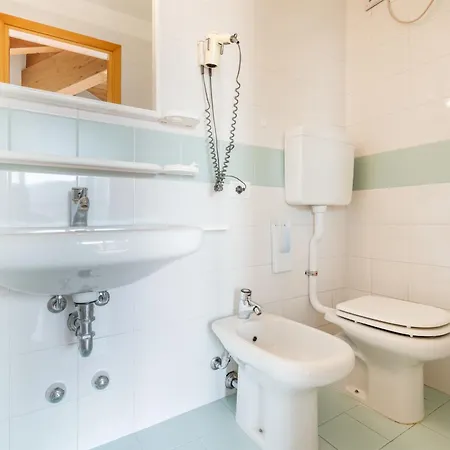 Al Castello 2* טורי דל בנקו