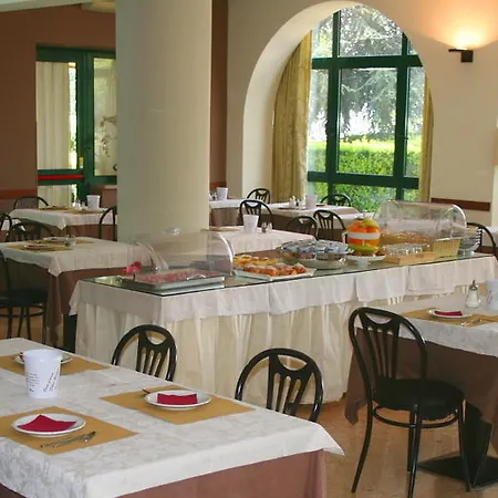 מלון Al Castello 2*